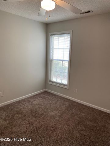5010 Hunters Trail Unit 2, Wilmington, NC 28405