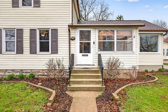 348 1ST STREET, Menasha, WI 54952