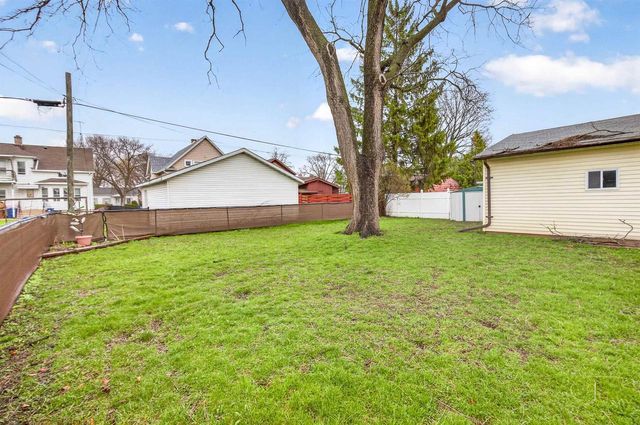 348 1ST STREET, Menasha, WI 54952