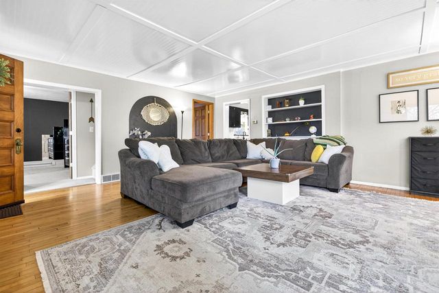 348 1ST STREET, Menasha, WI 54952