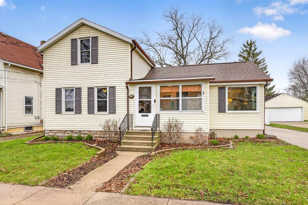 348 1ST STREET, Menasha, WI 54952