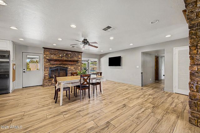 3109 N GILBERT Road, Mesa, AZ 85203