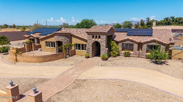 3109 N GILBERT Road, Mesa, AZ 85203
