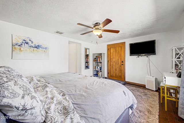 3109 N GILBERT Road, Mesa, AZ 85203