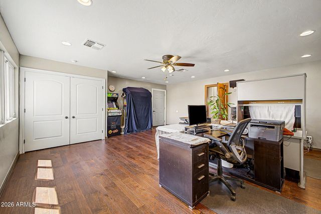 3109 N GILBERT Road, Mesa, AZ 85203