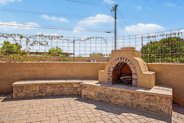 3109 N GILBERT Road, Mesa, AZ 85203
