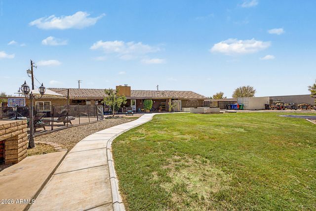 3109 N GILBERT Road, Mesa, AZ 85203
