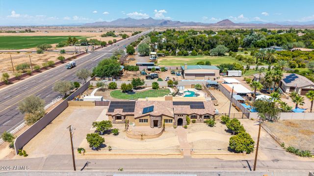 3109 N GILBERT Road, Mesa, AZ 85203