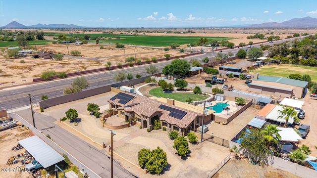 3109 N GILBERT Road, Mesa, AZ 85203