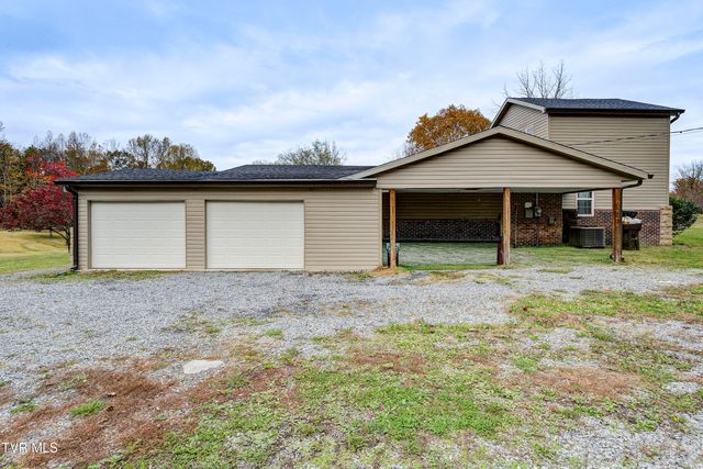 335 Pleasant Hill Place, Bluff City, TN 37618