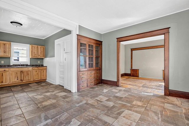 1103 CHERRY STREET, Oshkosh, WI 54901