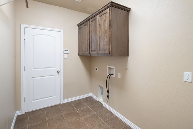 1909 Osprey Lane, Garland, TX 75044
