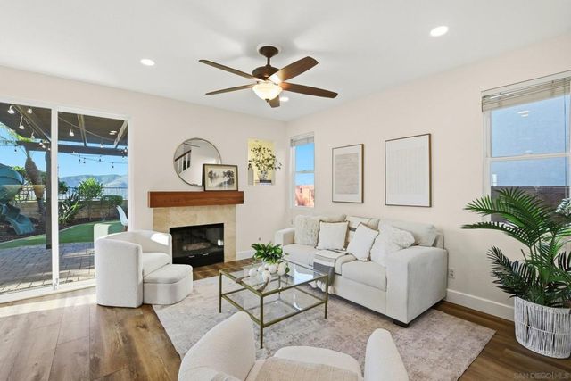 11310 Village Ridge Rd, San Diego, CA 92131