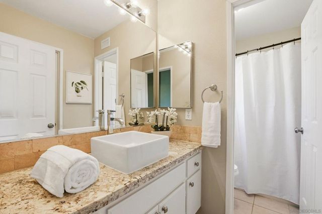 11310 Village Ridge Rd, San Diego, CA 92131