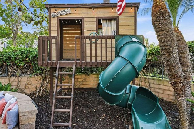 11310 Village Ridge Rd, San Diego, CA 92131