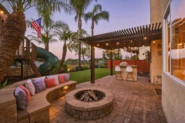 11310 Village Ridge Rd, San Diego, CA 92131