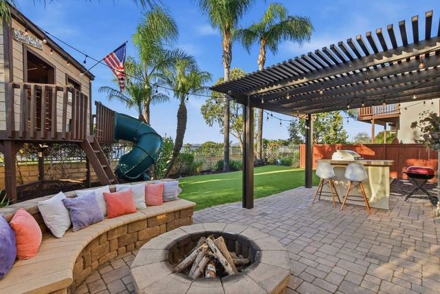 11310 Village Ridge Rd, San Diego, CA 92131