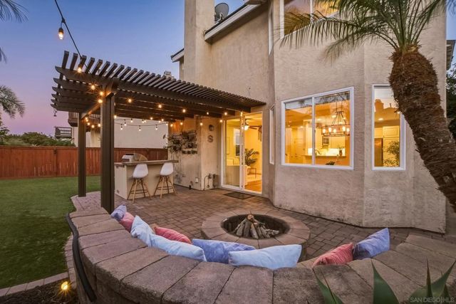 11310 Village Ridge Rd, San Diego, CA 92131