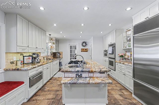 2000 Sundown Drive, Colorado Springs, CO 80905