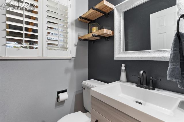 2000 Sundown Drive, Colorado Springs, CO 80905