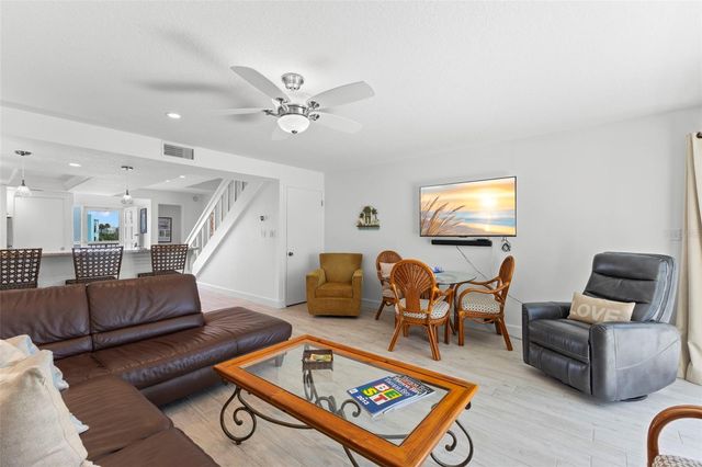 433 S PAULA DRIVE 28, Dunedin, FL 34698