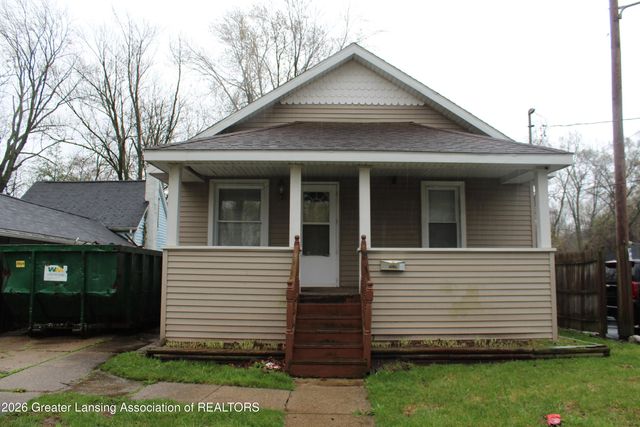 2421 S Rundle Avenue, Lansing, MI 48910