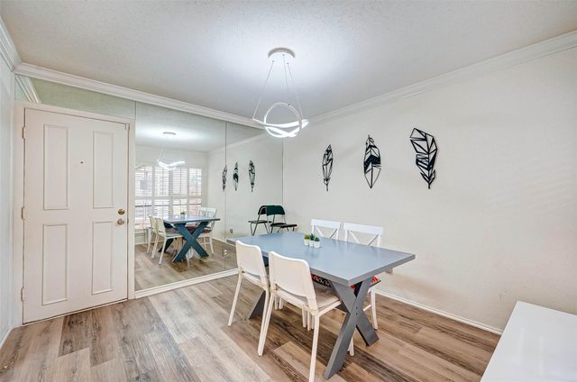 1908 Augusta Drive 7, Houston, TX 77057