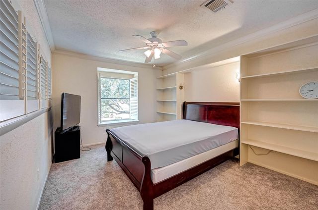 1908 Augusta Drive 7, Houston, TX 77057