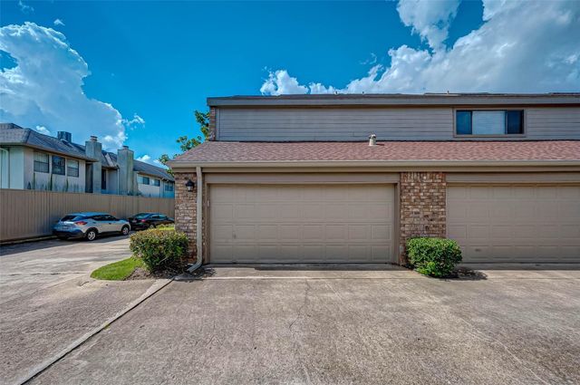 1908 Augusta Drive 7, Houston, TX 77057