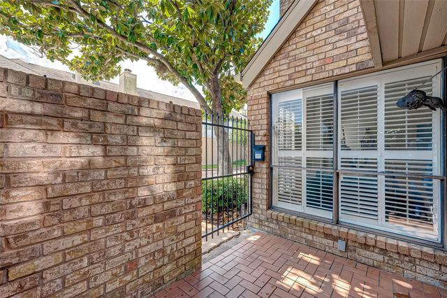1908 Augusta Drive 7, Houston, TX 77057