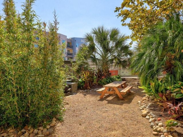 1601 E 5th ST 219, Austin, TX 78702