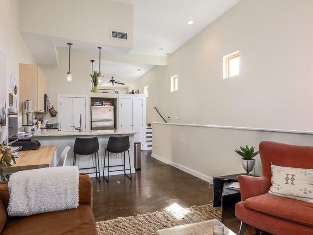 1601 E 5th ST 219, Austin, TX 78702
