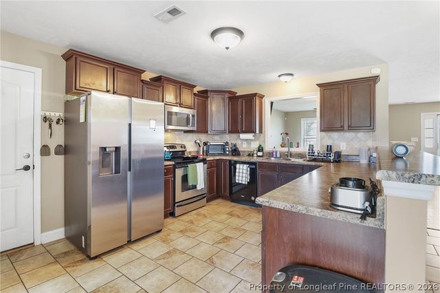 1425 Kershaw Loop, Fayetteville, NC 28314