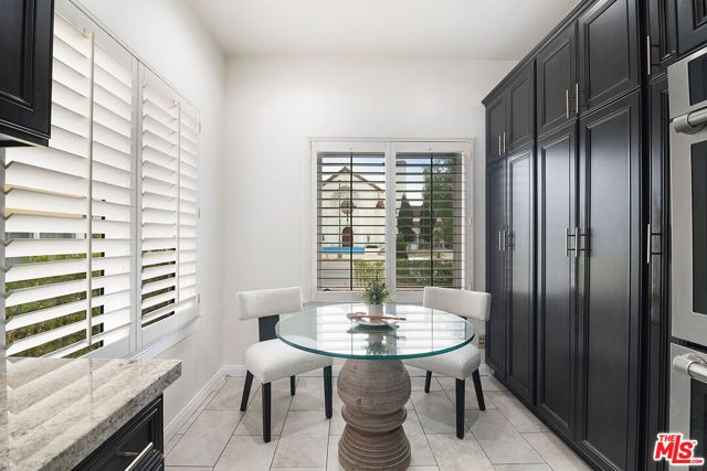 5761 W Olympic Boulevard, Los Angeles, CA 90036