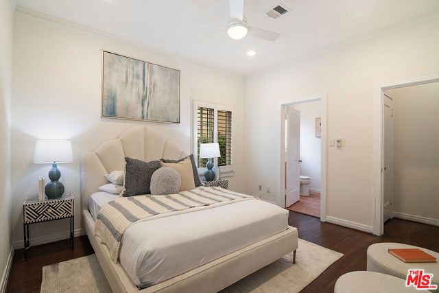 5761 W Olympic Boulevard, Los Angeles, CA 90036