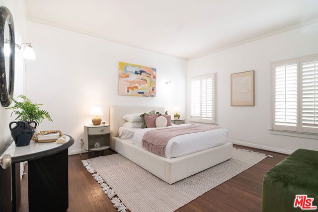 5761 W Olympic Boulevard, Los Angeles, CA 90036