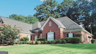 2561 Old Salem Circle SE, Conyers, GA 30013