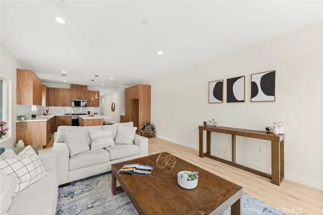 9267 Duncan Avenue, Riverside, CA 92503