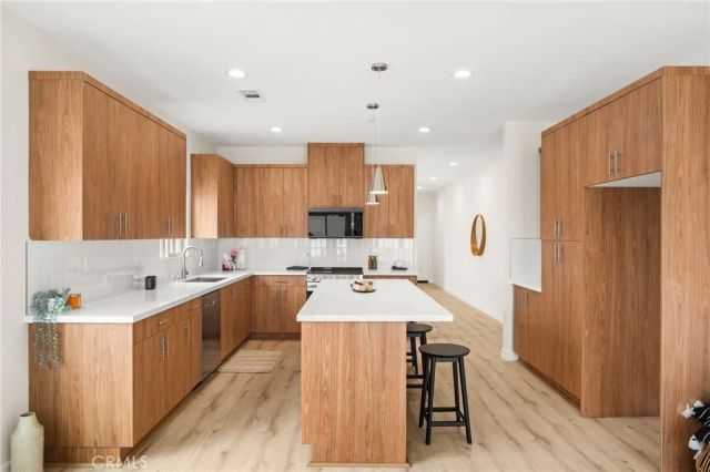 9267 Duncan Avenue, Riverside, CA 92503