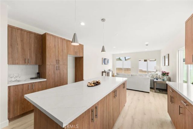9267 Duncan Avenue, Riverside, CA 92503