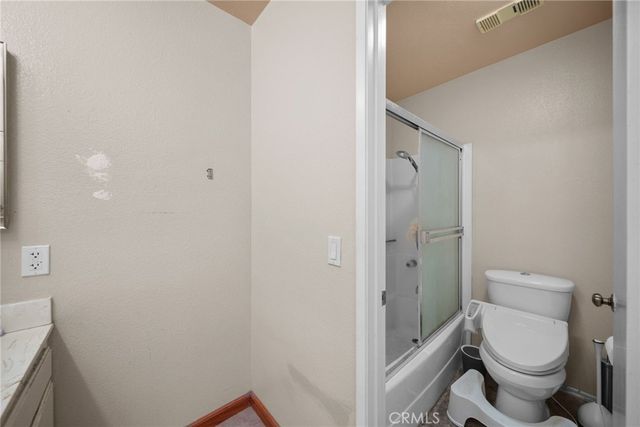 7130 Glade Avenue J, Canoga Park, CA 91303