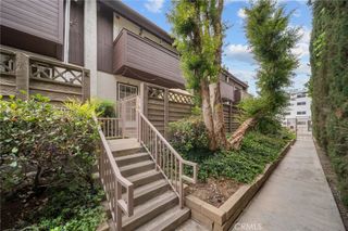 7130 Glade Avenue J, Canoga Park, CA 91303