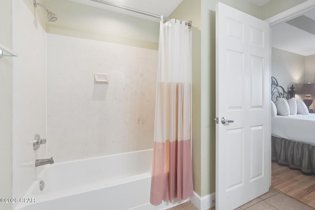 Image 17 of property listing at 16819 Front Beach Road 2204, Panama City Beach, FL 32413