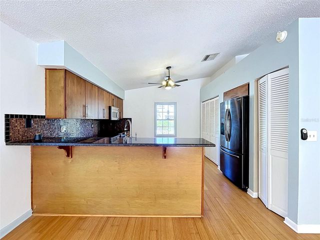 105 PETERSON LANE, Palm Harbor, FL 34683