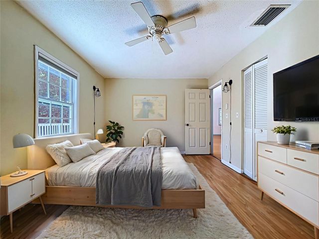 105 PETERSON LANE, Palm Harbor, FL 34683