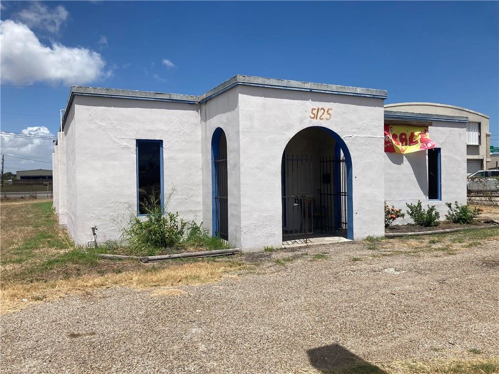 5125 Carroll, Corpus Christi, TX 78415 — exterior