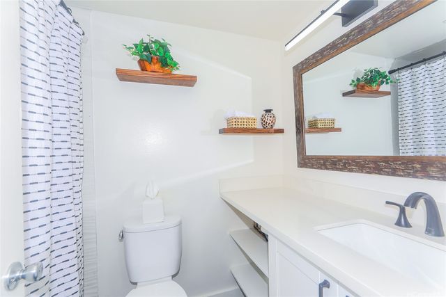 183-4 Oko Street 2604, Kailua, HI 96734