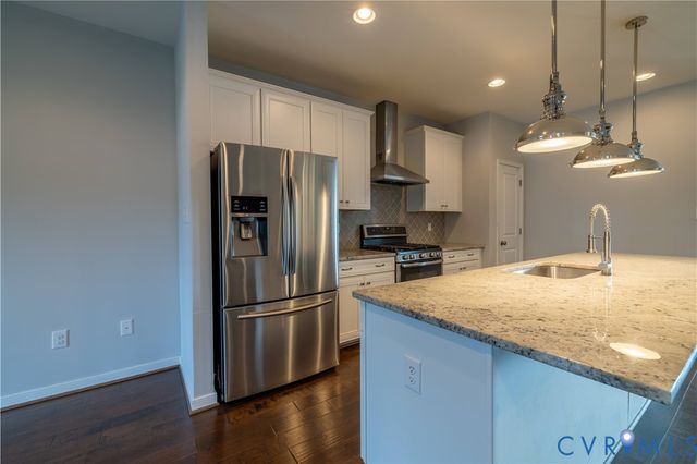 4557 Whinny Ln, Glen Allen, VA 23060