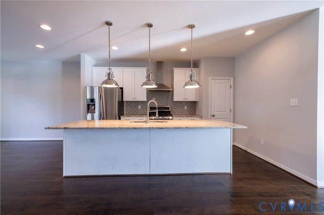 4557 Whinny Ln, Glen Allen, VA 23060