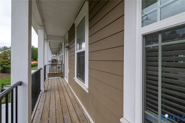 4557 Whinny Ln, Glen Allen, VA 23060